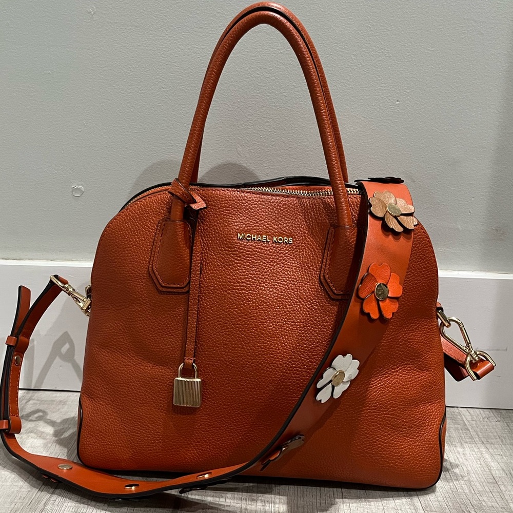 Michael Kors Burnt Orange Handbag w/2 detachable straps- Floral Strap Included.